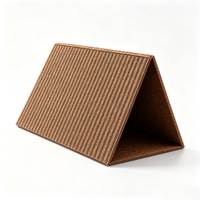 Griffoir pour chat pliable moderne en forme de triangle, en liège et papier ondulé, design peu encombrant pour chats d'intérieur