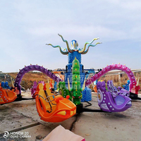 Manège de luxe en fibre de verre en forme de pieuvre rotative pour parcs d'attractions à vendre