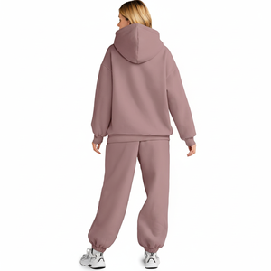 Conjunto Deportivo de Mujer de Primera Calidad con Rayas de Doble Color, Personalizado, Informal, con Patrón Sólido, para la Temporada de Invierno - Product Image 1