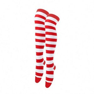 Set de Disfraz de Gato para Halloween con Sombrero Rojo y Blanco, Diadema, Guantes, Lazo y Tatuaje de Cara de Gato para Fiestas - Product Image 4