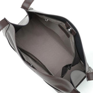 Sac à main vintage en daim, relaxant et très prisé, grande capacité, idéal pour les trajets quotidiens et un usage décontracté, sac à bandoulière. - Product Image 5