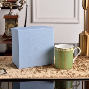 Taza de Porcelana China Verde Estilo Europeo con Asa y Caja de Regalo, Ecológica para Hoteles, Bodas, Té - Product Image 3