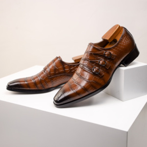 Mocassins à bout pointu grande taille pour hommes 2026 – Nouvelles chaussures d'été respirantes en cuir pour affaires et occasions formelles avec sangles de moine gaufrées - Product Image 2