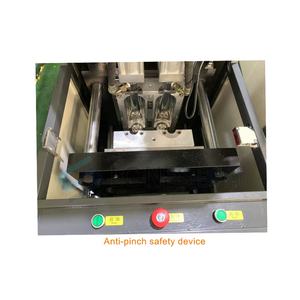 LS-B3L זולה פעולה קלה 2 חלל פלסטיק בקבוק מכה מכונת דפוס עבור 10 מ ל 3l mqunia sopladora de חיית מחמד - Product Image 4