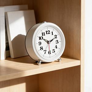 Réveil silencieux à cadran lumineux blanc de 4 pouces avec grands chiffres pour la vision nocturne - Product Image 2