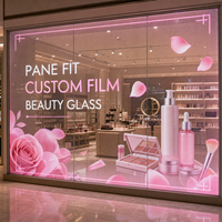 Écran LED transparent sur mesure pour vitrine de magasin de beauté, affichage publicitaire sur vitrine