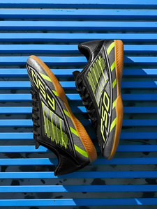 Chaussures <span class=keywords><strong>de</strong></span> futsal en caoutchouc pour intérieur et extérieur - Semelle plate antidérapante - Chaussures <span class=keywords><strong>de</strong></span> football professionnelles OEM/ODM - Product Image 1