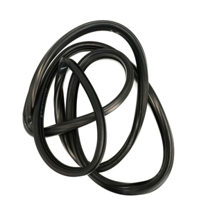 Servicio de corte de goma para parabrisas delantero personalizado 21214-5206054P al por mayor para <span class=keywords><strong>Lada</strong></span> <span class=keywords><strong>Niva</strong></span> Urban - Product Image 3