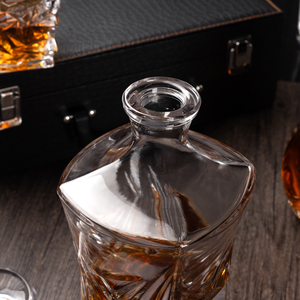 Vente en gros d'usine NOVARE Ensemble de carafes à <span class=keywords><strong>whisky</strong></span> en cristal sans plomb de 950 ml avec boîte personnalisée, usage domestique, style bohème - Product Image 5
