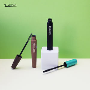 Échantillon gratuit de nouveaux matériaux bon <span class=keywords><strong>prix</strong></span> étiquette personnalisée 4.8ml enfants marque privée mignon tubes de brillant à lèvres - Product Image 6