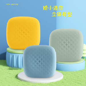 Custom Cartoon Silicone Coin Purse Magnetic Closure Waterproof Storage Bag For Children Everyday Use Gray Yellow Blue Green - Product Image 3