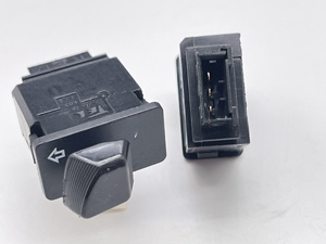 Accessoires pour motos, interrupteur de clignotant RS pour moto, interrupteur d'alimentation des clignotants gauche et droit - Product Image 2