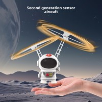 Nouveau Robot Volant Interactif Électrique en Plastique pour Enfants, avec Capteur de Mouvement, Modèle Astronaute Spatiale, Cadeau Idéal pour Enfants