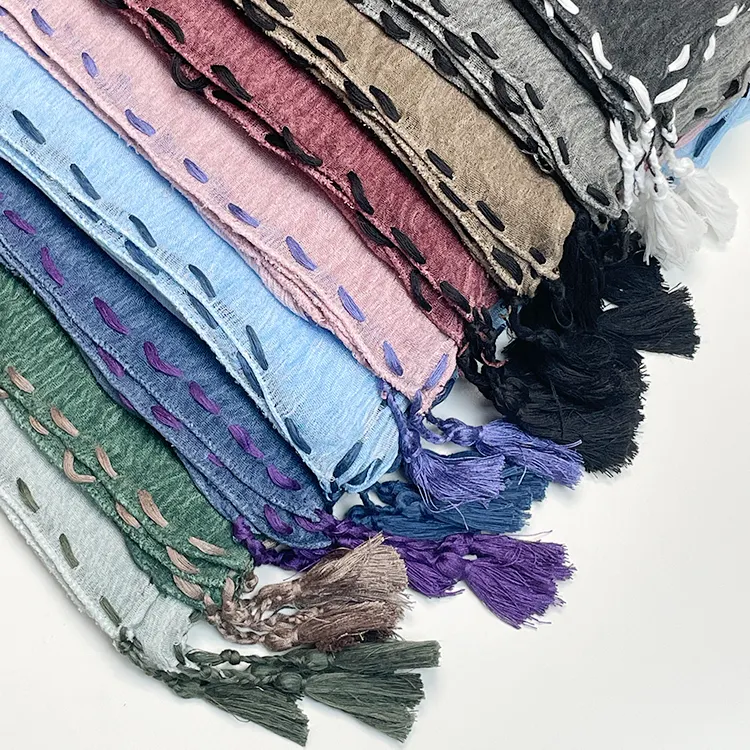 Grosir syal rumbai melar muslim etnis syal katun hijab viscose syal panjang Turki bandana warna solid mode