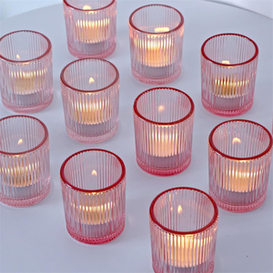 Pot à bougie cylindrique en verre côtelé à rayures verticales de <span class=keywords><strong>8</strong></span> onces pour la Saint-Valentin et les occasions spéciales - Product Image 2