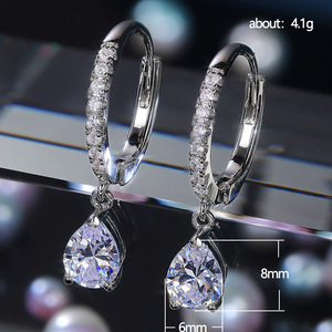 Eleganti Orecchini a Goccia a Forma di Pera per Donne, Gioielli per Orecchie alla Moda con Brillanti Cristalli - Product Image 5