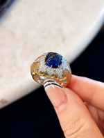 10K 14K 18K Gold Herrenring mit im Labor gezüchtetem blauem Saphir, Diamant-Blatt-Siegelring, Statement-Ring, kundenspezifisch OEM ODM