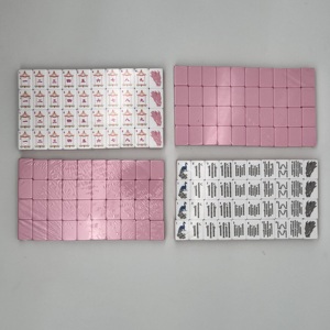 Jeu de Mahjong Gemma - Tuiles en Acrylique Rose et <span class=keywords><strong>Bleu</strong></span> Irisé - Jeu de Style Américain Moderne avec Supports pour des Soirées de Jeu Chics - Product Image 6