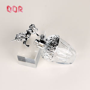 Elegante Botella de Perfume de Diseño Innovador de 50 ml y 80 ml con Tapa Única y Pulverizador de Niebla Fina, Botellas con Cuello de Presión y Logotipo Personalizado - Product Image 5