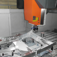 Composants légers Grands profils en aluminium Services d'usinage CNC de précision personnalisés Pièces surdimensionnées en aluminium