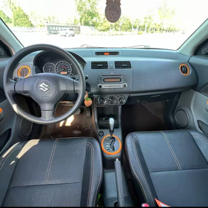 <span class=keywords><strong>Suzuki</strong></span> <span class=keywords><strong>Swift</strong></span> AMT Berline 1.5L Essence Automatique <span class=keywords><strong>2010</strong></span> 2011 2012 Conduite à Gauche Traction Avant Pneus Sièges en Cuir Caméra Arrière Prix Réduit - Product Image 5