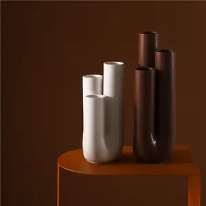 Iç tasarım avrupa tarzı ev dekor el sanatları sanatsal basit benzersiz tasarım dekorasyon seramik vazo