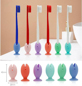 Protège-brosse à dents en silicone en forme de poisson avec base à ventouse, support autoportant, protège-têtes de voyage pour salle de bain, voyage et camping - Product Image 2