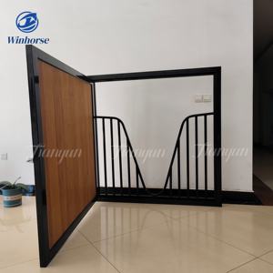 Finestra Premium per Stalla con Resistente Bambù e Costruzione in Acciaio Extra Resistente per Strutture Equestri Professionali - Product Image 2