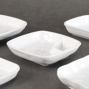 Platos de melamina creativos para aperitivos, forma irregular, color sólido, para uso en restaurantes y fiestas. - Product Image 3