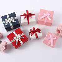 Kotak Hadiah Kertas Mewah Desain Kustom yang Dapat Digunakan Kembali, Laminasi Doff, Buatan Tangan, Tutup dan Alas, Dapat Didaur Ulang, Pita, Dompet, Perhiasan Leher, Lilin