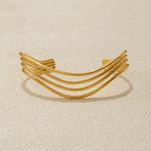 Bracelets en acier inoxydable poli plaqué or 18 carats, fins et ondulés, pour hommes et femmes, étanches, bracelets de mode - Product Image 6