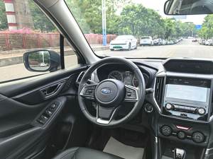 <span class=keywords><strong>Subaru</strong></span> Forester 2.0i Luxury EyeSight 2021, Guida a Sinistra, Cambio Automatico, SUV con Tetto Apribile, Motore Boxer, Trazione Integrale Simmetrica, Massima Sicurezza - Product Image 5