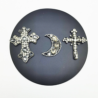 Prêt à expédier personnalisé cousu à la main sur la lune cristal perle Applique Patch broderie à la main 3d perlé croix patchs pour sacs à vêtements