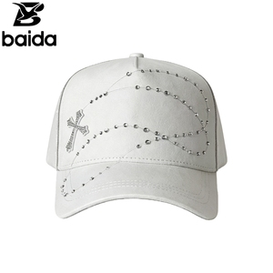 Gorras Dandi Personalizadas X Jc para Mujer, Gorras de Béisbol Originales 31 Hats, Color Rosa, Gamuza, con Pedrería, Lentejuelas y Bordado de Cruz - Product Image 4
