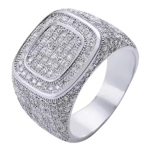 Bague Moissanite de réglage de lunette glacée de style religieux de luxe pour les occasions de mariage ou de fête Streetwear en Inde - Product Image 5