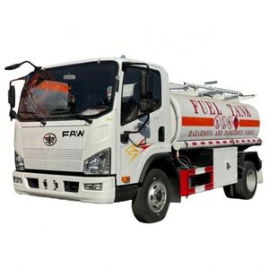 รถบรรทุกน้ำมัน FAW 4x2 ขนาดเล็กใหม่ 5 ลูกบาศก์เมตร ตัวถังอลูมิเนียมอัลลอยด์ สำหรับบรรทุกน้ำมันดีเซลและเบนซิน - Product Image 1