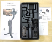 Stabilisateur de smartphone S5Bpro 360 avec suivi automatique du visage, contrôle gestuel, stabilisation 3 axes, suivi IA, lumière LED et ultra grand angle