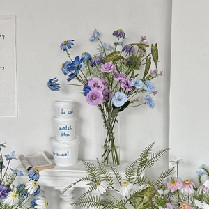 Fiori Artificiali in Seta Stile Giardino di Monet per Decorazione Corridoio Matrimoniale Fai-da-Te, Composizione Floreale Fantasiosa per Vetrine - Product Image 5