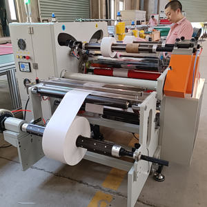 Machine de refendage et de rembobinage de rouleaux jumbo de film polyester PET - Product Image 1