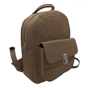 Sac à dos étudiant Fana 5L en cuir véritable, design ciselé, sac à dos unisexe tendance pour adultes - Product Image 1