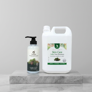 Produits de soins pour animaux de compagnie en gros : Shampoing pour animaux au cèdre à formule douce pour peaux sensibles - Product Image 3