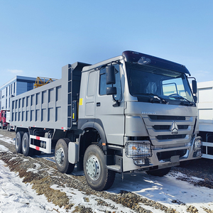 Camión Volquete Gris Sinotruk HOWO de 400HP, 8x4, Camión Volquete de Servicio Pesado para Minería, Construcción y Transporte - Product Image 2