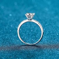 Bagues de couple en diamant de laboratoire 18 carats 1 carat taille princesse carrée, sertissage à griffes, design unique, style vintage, luxe léger