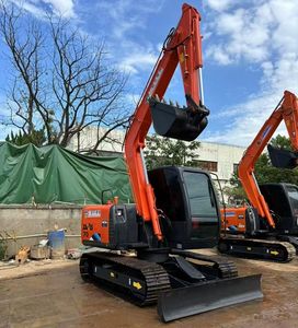 7-тонный подержанный гусеничный экскаватор <span class=keywords><strong>Hitachi</strong></span> ZX70 в продаже - Product Image 5