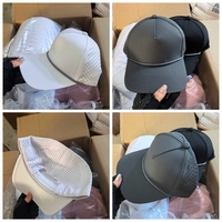 Topi Trucker Jaring 5 Panel Unisex FF4193, Cepat Kering, Polos, Terstruktur, Dapat Disesuaikan, dengan Tali Snapback, untuk Olahraga
