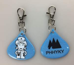 Pendentifs réflecteurs <span class=keywords><strong>de</strong></span> sécurité personnalisés Porte-clés réfléchissant pour enfants avec chaînes Porte-clés réfléchissant <span class=keywords><strong>double</strong></span> face étanche pour sac à dos - Product Image 3