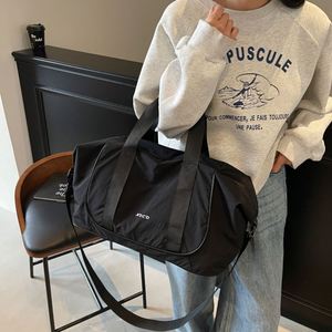 Portable Travel Sports Fitness Gym Bag Multi Functional Duffle Bags With Shoulder Strap - Product Image 4