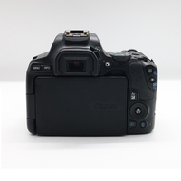 Fotocamera Reflex Digitale EOS 200D II Usata, 24.1MP, Kit con Obiettivo 18-55mm STM, Videocamera 4K per Vlogging °   Flip Screen con Rilevamento Occhi AF WiFi - Vendita all'Ingrosso