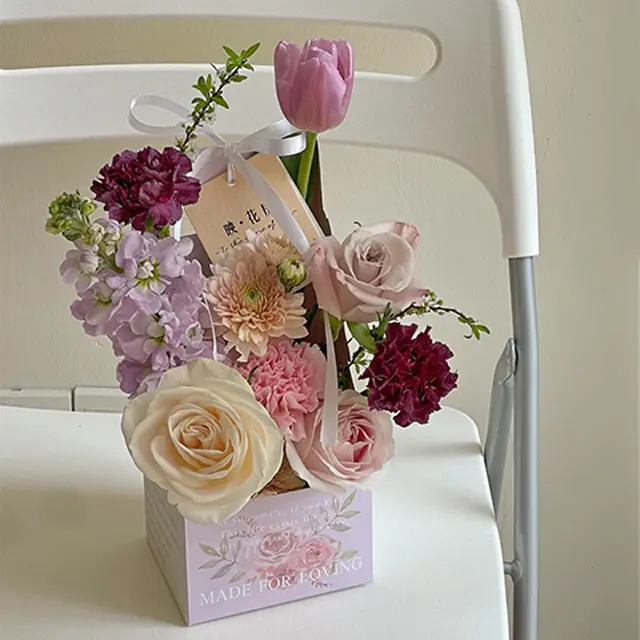 उच्च स्तरीय हार्ड फोल्डिंग उपहार बॉक्स मैजिक क्यूब उपहार बॉक्स रचनात्मक डबल फूल बॉक्स