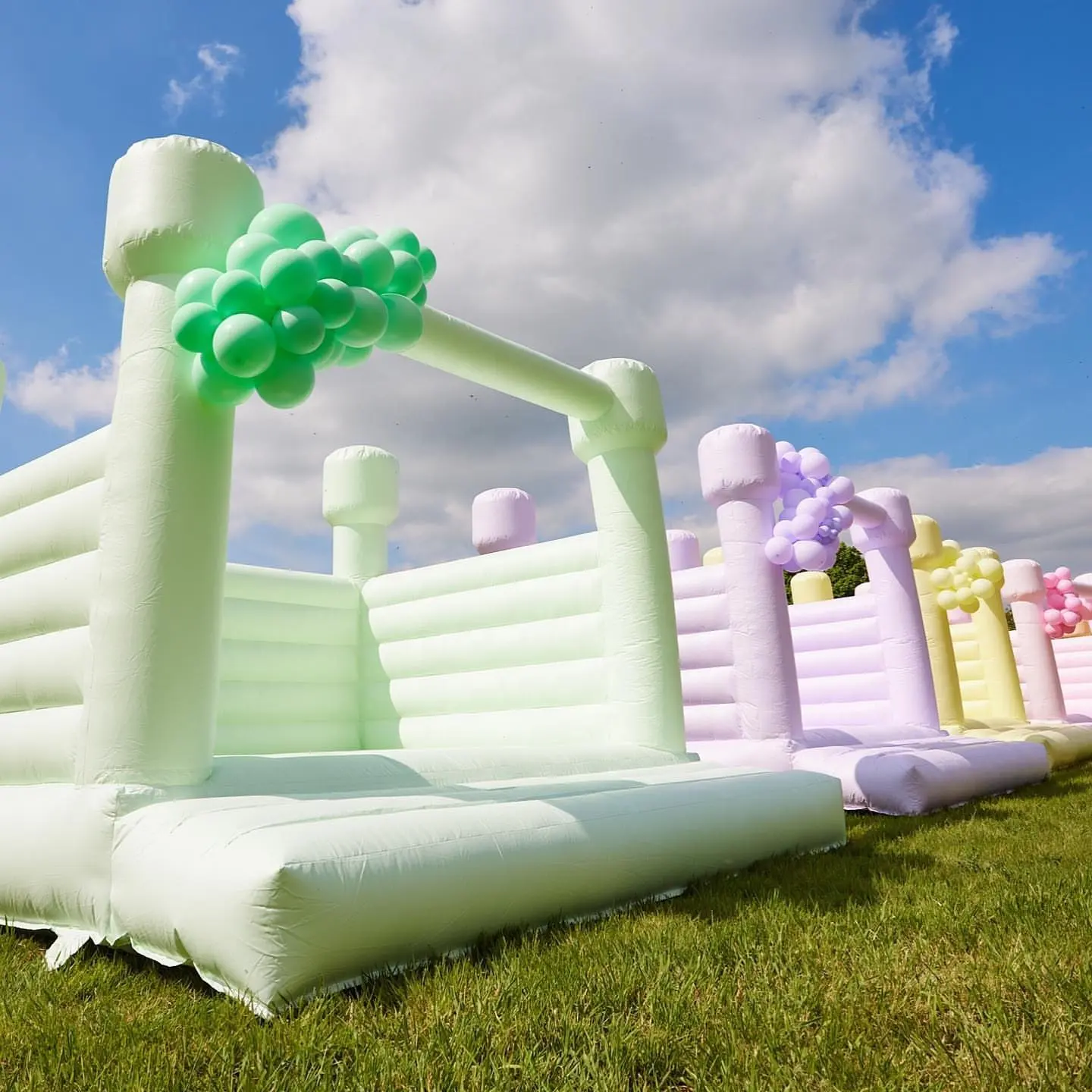 Factory Price Party Jumping White Bouncy Castle Bounce House Inflatable For Wedding